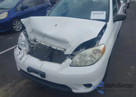 2007 Toyota Matrix z USA, uszkodzony, nr VIN 2T1KR32E57C627608